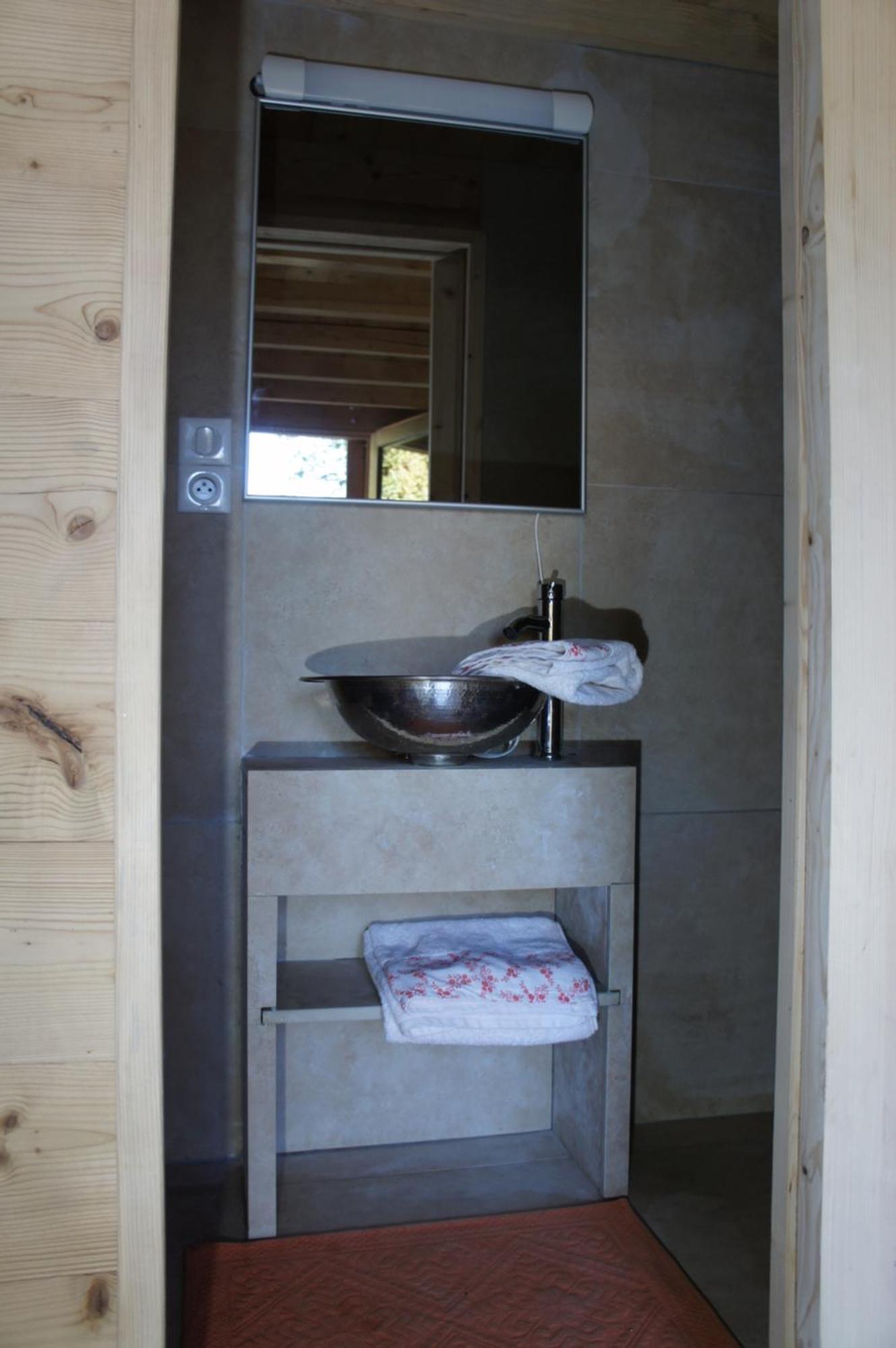 Cabanon Villa Sapois  Bagian luar foto